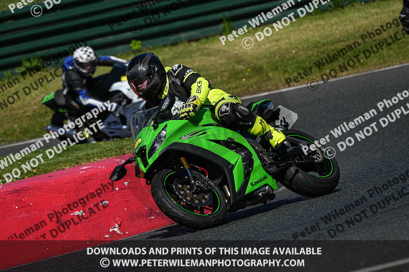 enduro digital images;event digital images;eventdigitalimages;mallory park;mallory park photographs;mallory park trackday;mallory park trackday photographs;no limits trackdays;peter wileman photography;racing digital images;trackday digital images;trackday photos
